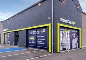 Habillage de la façade Point Carré à Beauraing